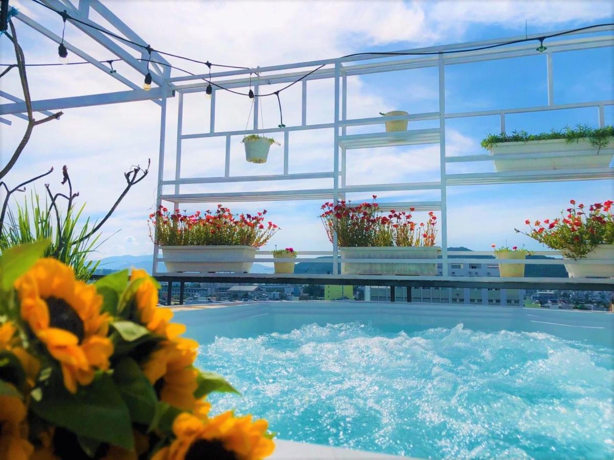 Olivia Hotel And Apartment Να Τρανγκ Εξωτερικό φωτογραφία